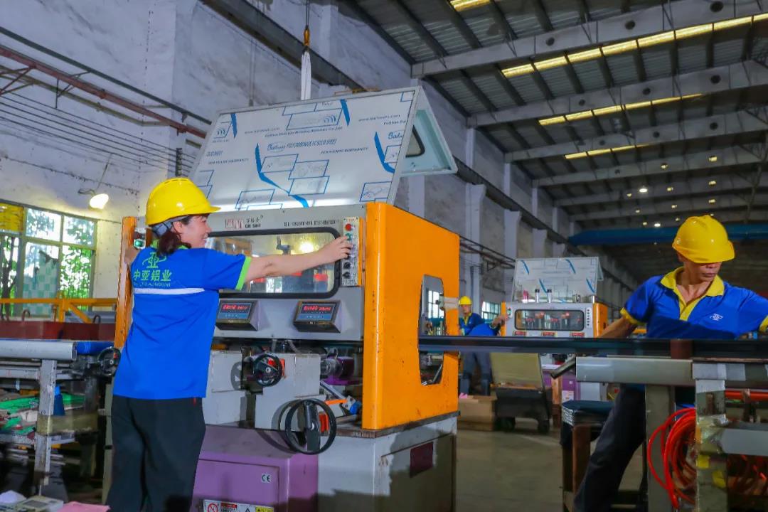 【鋁加工產業(yè)技術網(wǎng)絡論壇-4】 鋁業(yè)“破局” 中亞思考(圖3)