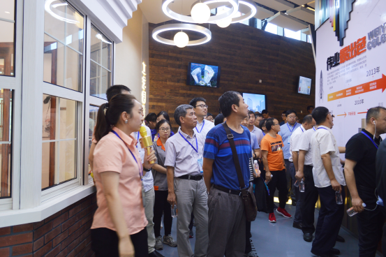 國(guó)家標(biāo)準(zhǔn)GB/T 8478《鋁合金門窗》審查會(huì)在佛山順利召開(kāi)(圖13)